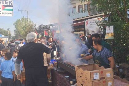 bursanin-celtik-mahallesinden-gazzeye-destek