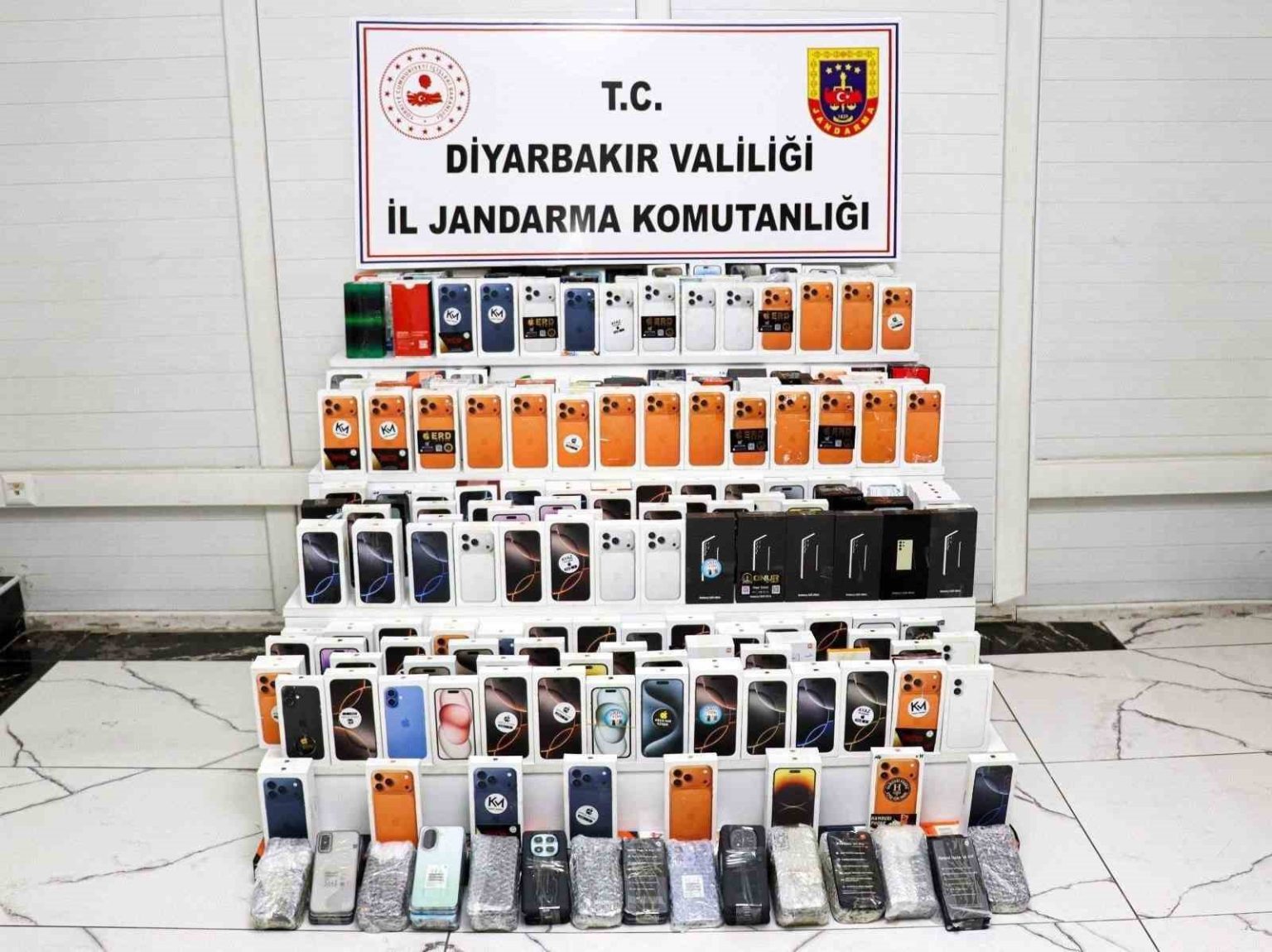 diyarbakirda-kacakcilik-operasyonlari-29-supheli-hakkinda-islem-yapildi