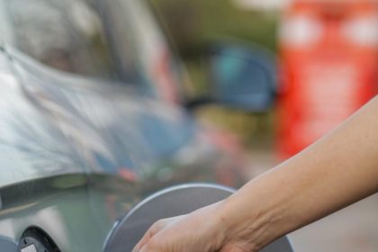 en-yakit-elektrikli-arac-suruculerinin-deneyimini-en-yuksek-seviyeye-yukseltmeyi-hedefliyor