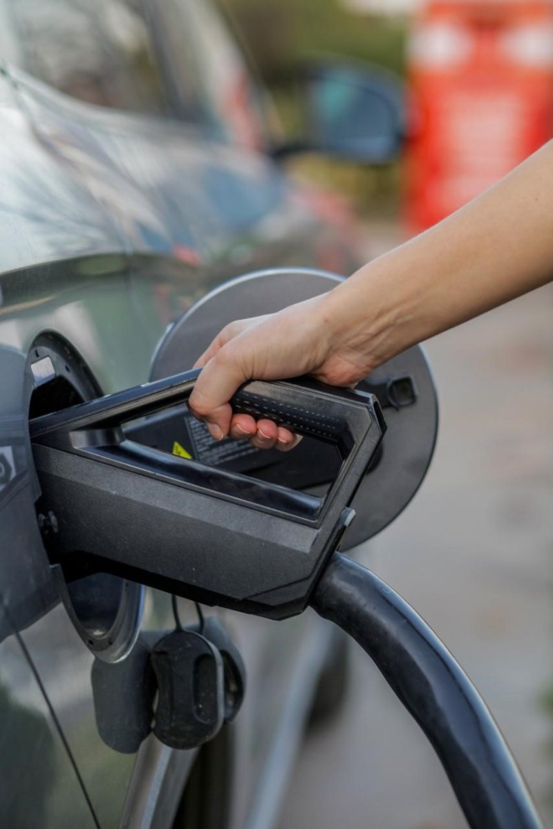 en-yakit-elektrikli-arac-suruculerinin-deneyimini-en-yuksek-seviyeye-yukseltmeyi-hedefliyor