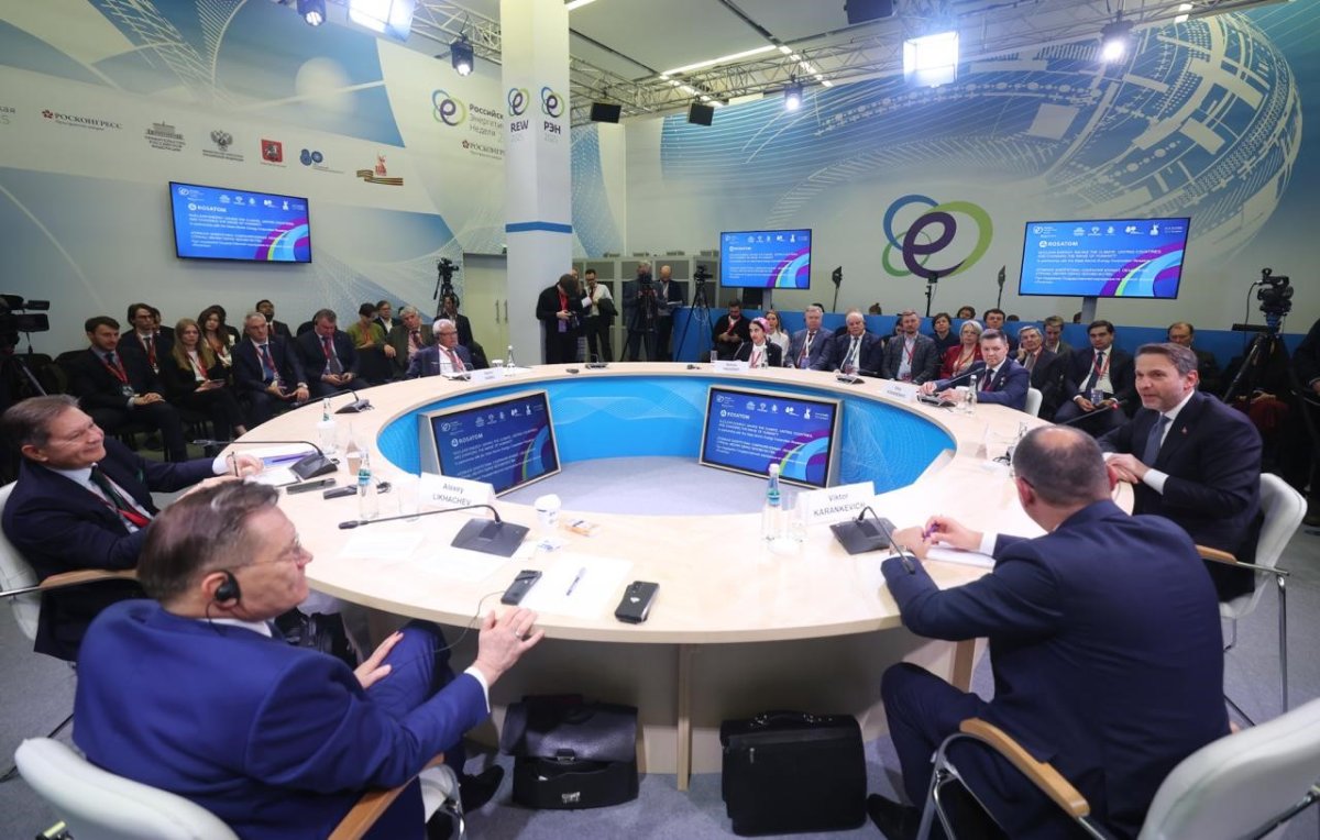 enerji-ve-tabii-kaynaklar-bakani-bayraktar-akkuyu-nukleer-guc-santrali-yerlilesme-orani-yuzde-50nin-uzerine-cikti