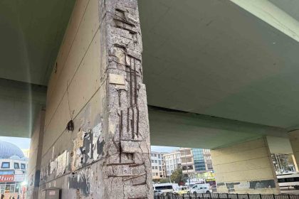 esenyurtta-betonlari-dokulen-kopru-tehlike-saciyor