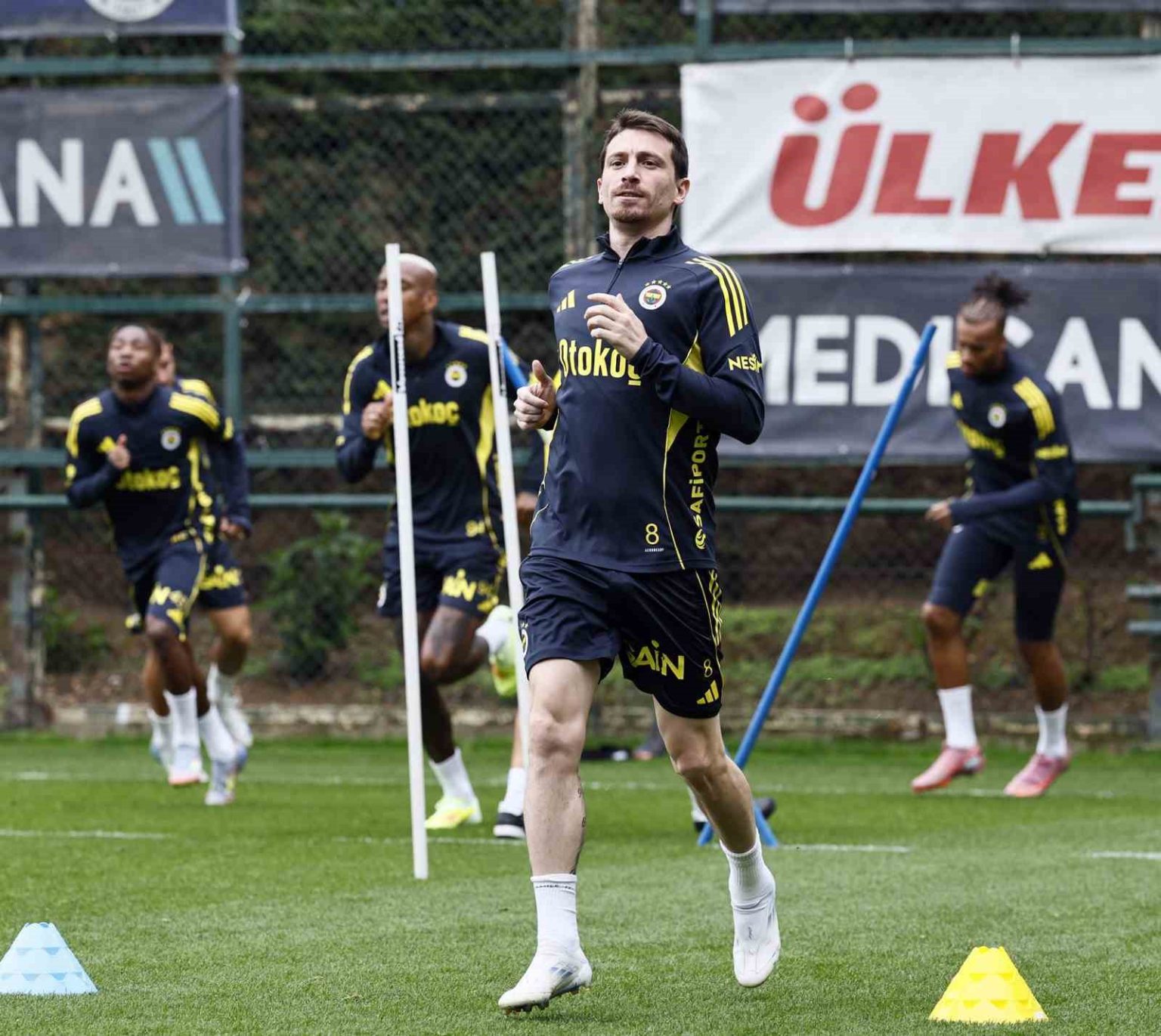 fenerbahce-fatih-karagumruk-maci-hazirliklarini-surdurdu