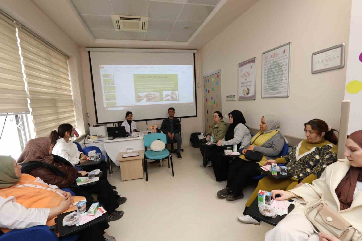 gebe-okulunda-dis-sagligi-egitimi