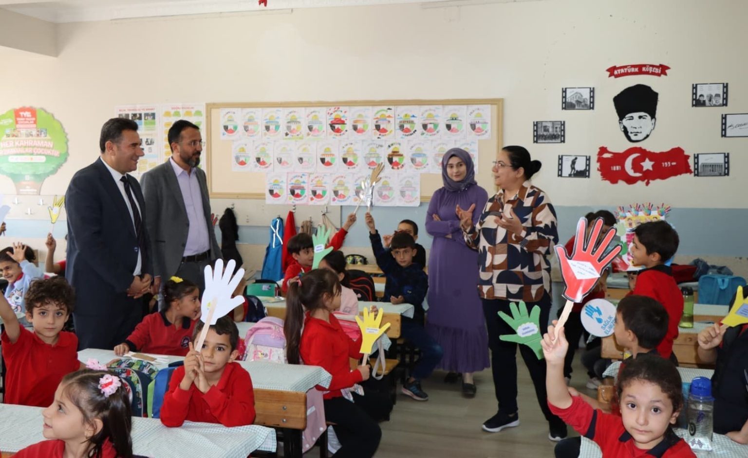 kahta-devlet-hastanesinden-dunya-el-yikama-gununde-anlamli-etkinlik