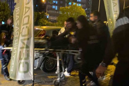 kahvehanedeki-tartisma-disari-tasti-1-yarali