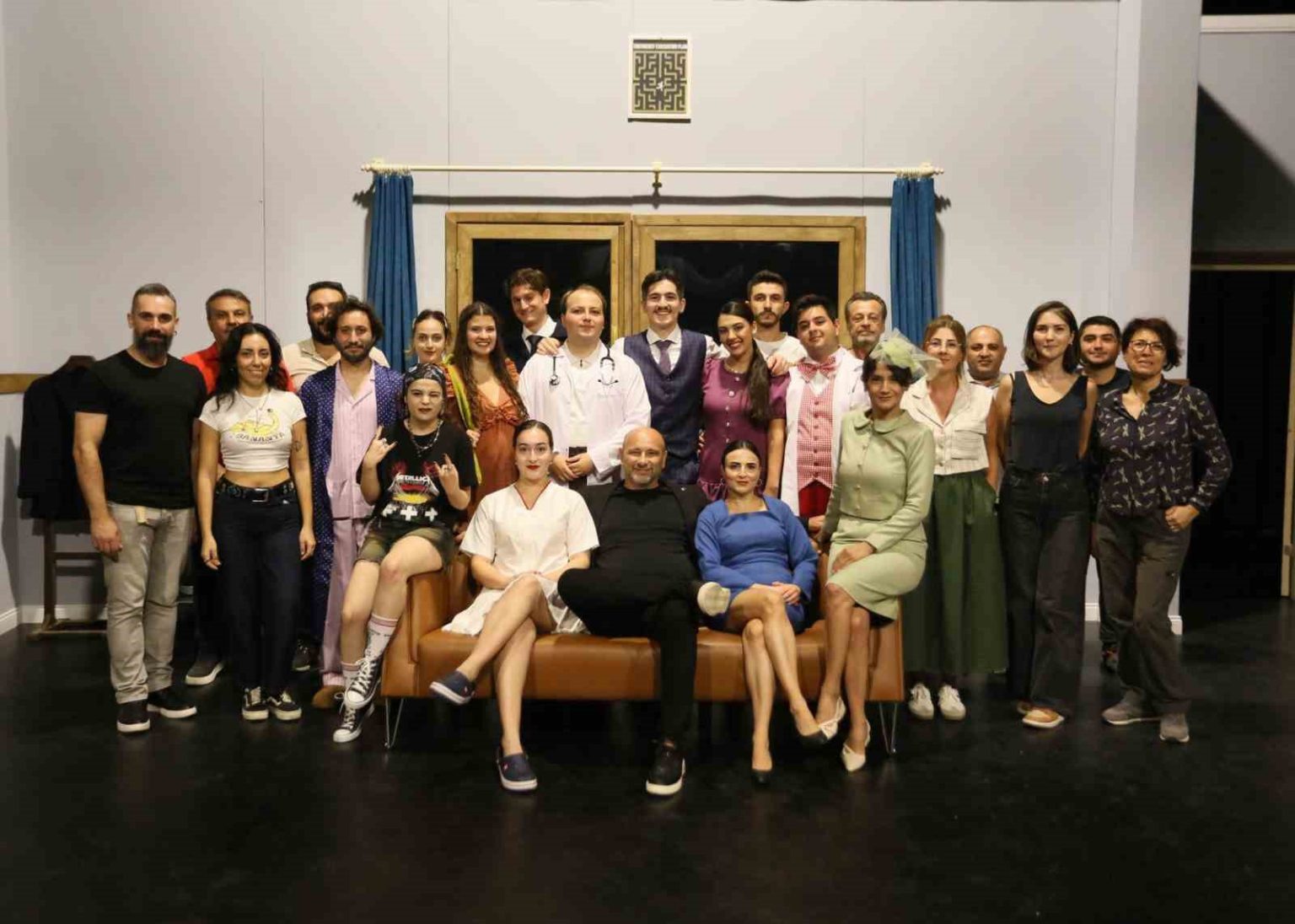 kepez-kent-tiyatrosundan-kahkaha-dolu-bir-oyun-kac-baba-kac