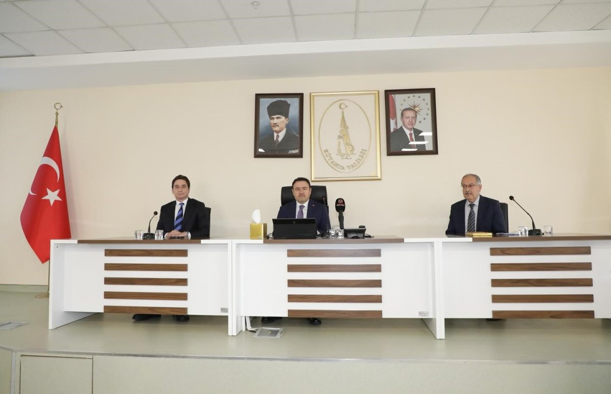 kutahyada-2025-yilinda-237-proje-tamamlanirken-242-projenin-calismalari-devam-ediyor