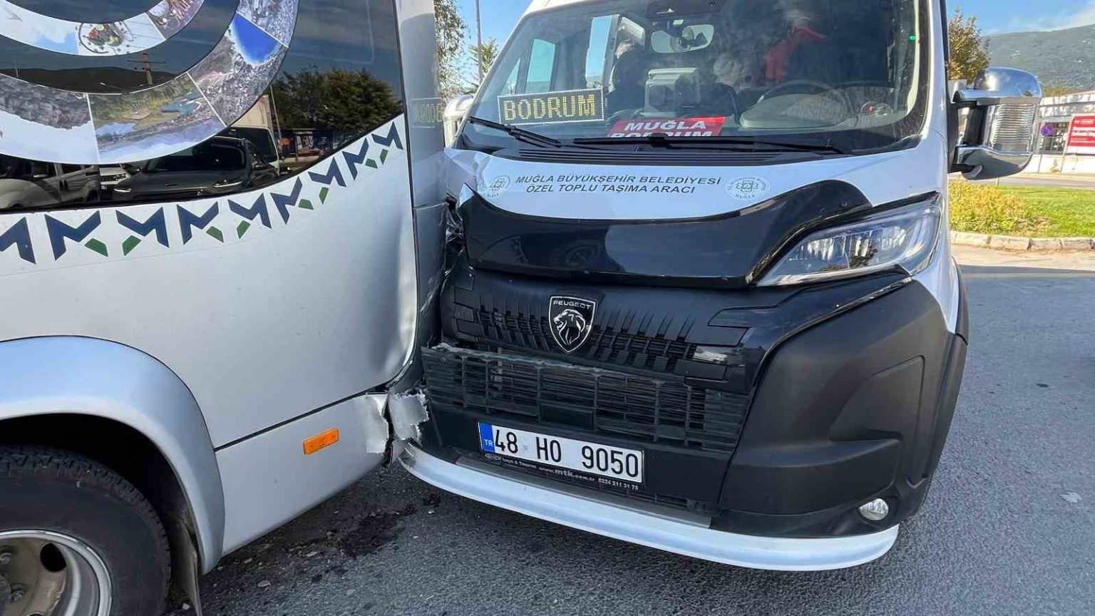 mentesede-zincirleme-trafik-kazasi