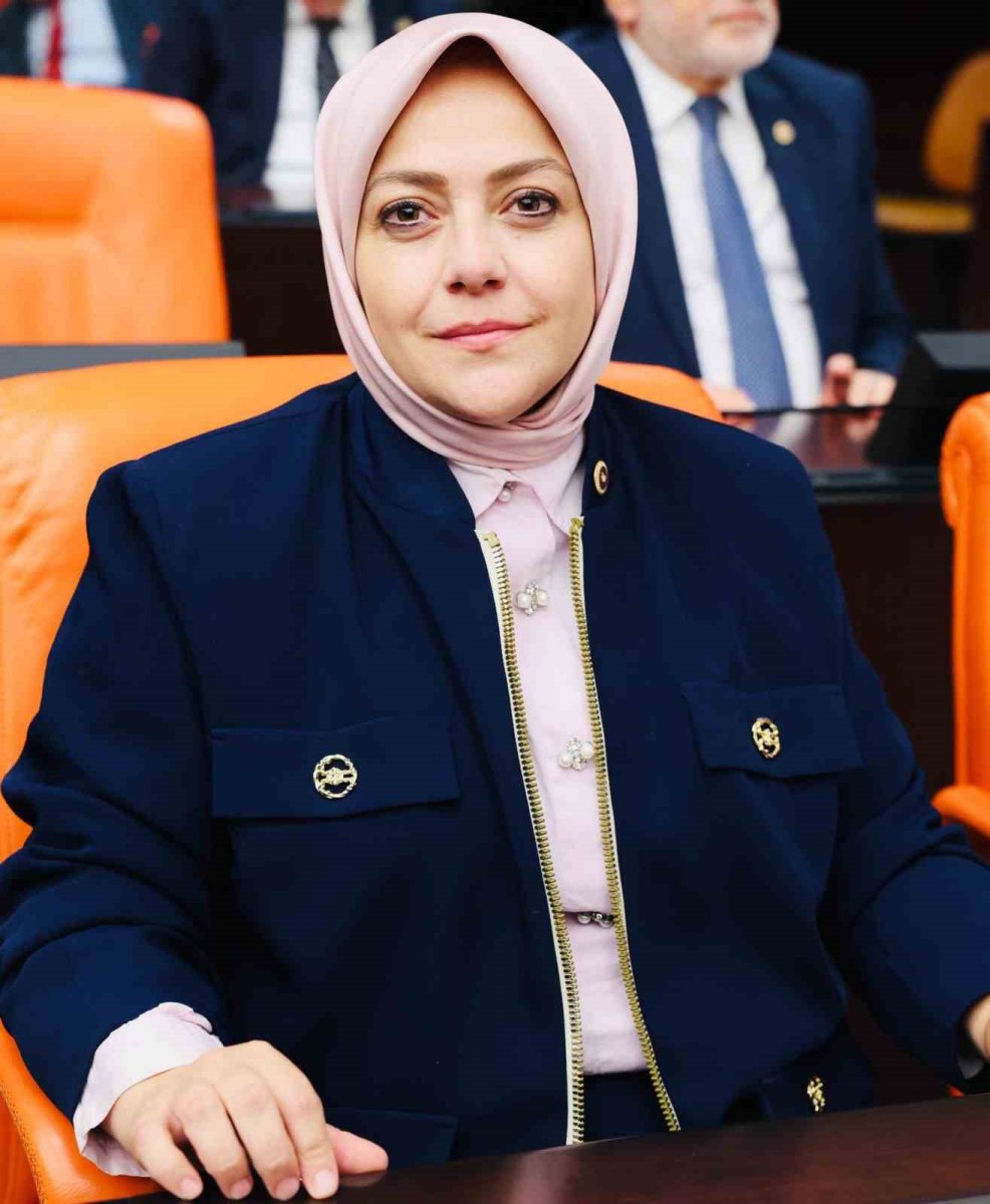 milletvekili-un-direnisin-destanini-yazan-gazze-halkina-katki-saglamaya-calistik