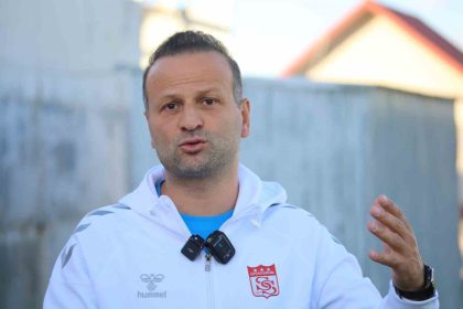 osman-zeki-korkmaz-sivassporun-hedefi-play-off-oynamak