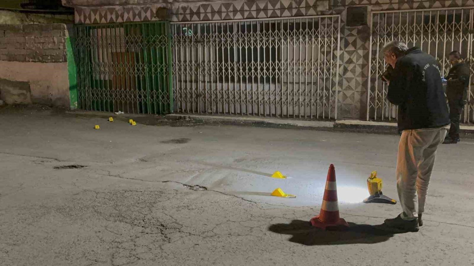 pompali-tufekle-evi-kursunladilar