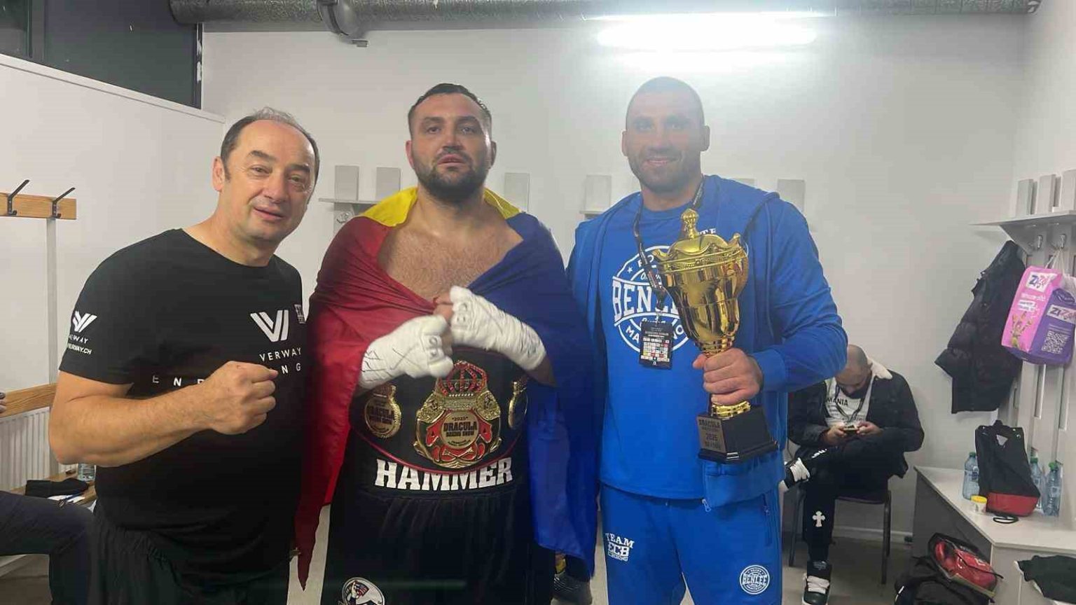 turk-kulubunun-boksorlerinden-romanyada-iki-nakavt