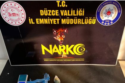 uyusturucu-ile-yakalandi-tutuklandi