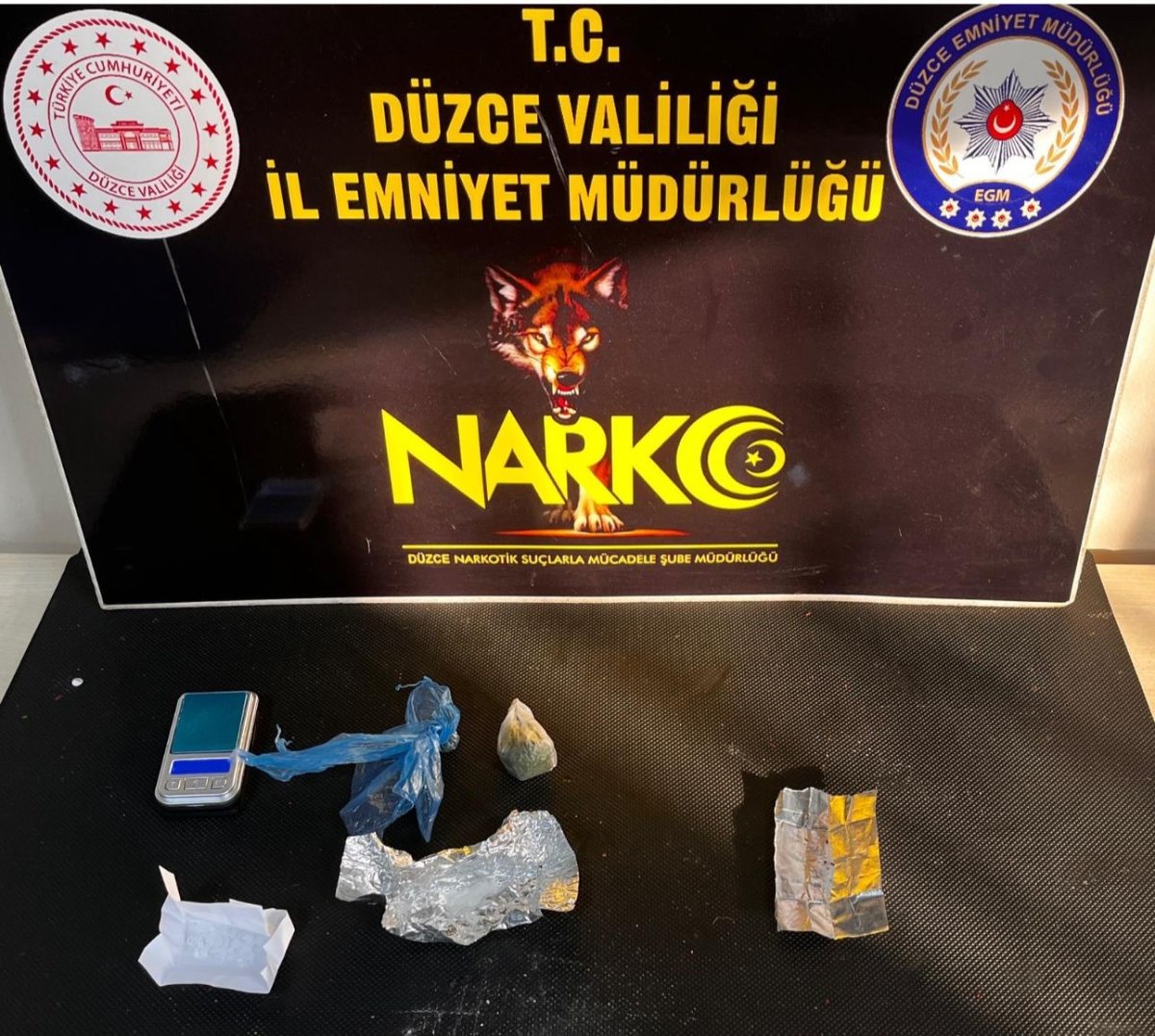 uyusturucu-ile-yakalandi-tutuklandi