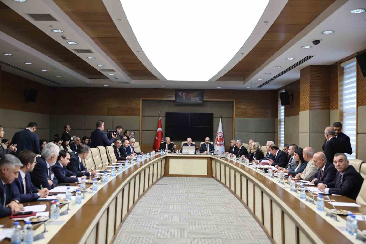 vakiflar-kanununda-degisiklik-yapilmasina-dair-kanun-teklifi-komisyonda