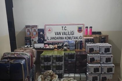 vanda-gumruk-kacagi-malzeme-ele-gecirildi