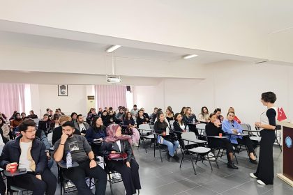yemek-sanayinden-ogrencilerine-kariyer-dersi