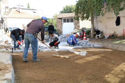 yenipazarda-es-zamanli-calismalar-suruyor