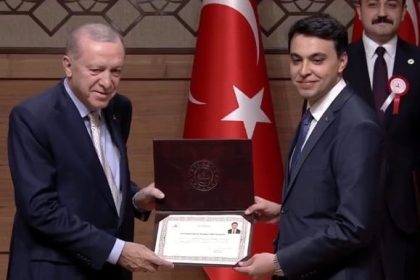 110uncu-donemi-birincilikle-bitiren-kaymakam-pazaryerini-secti