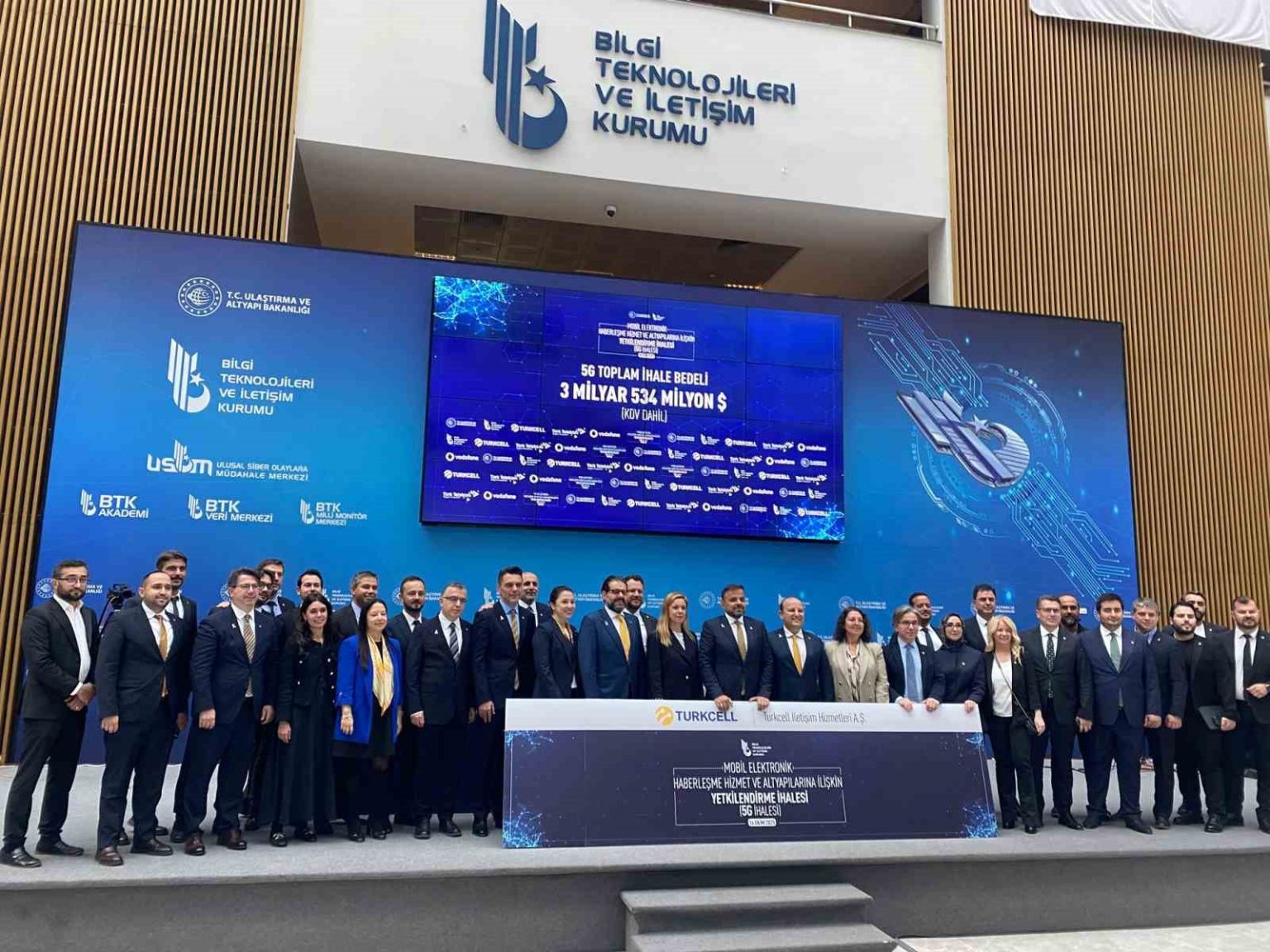 5g-yetkilendirme-ihalesinde-toplam-ihale-bedeli-3-milyar-534-milyon-dolar-oldu