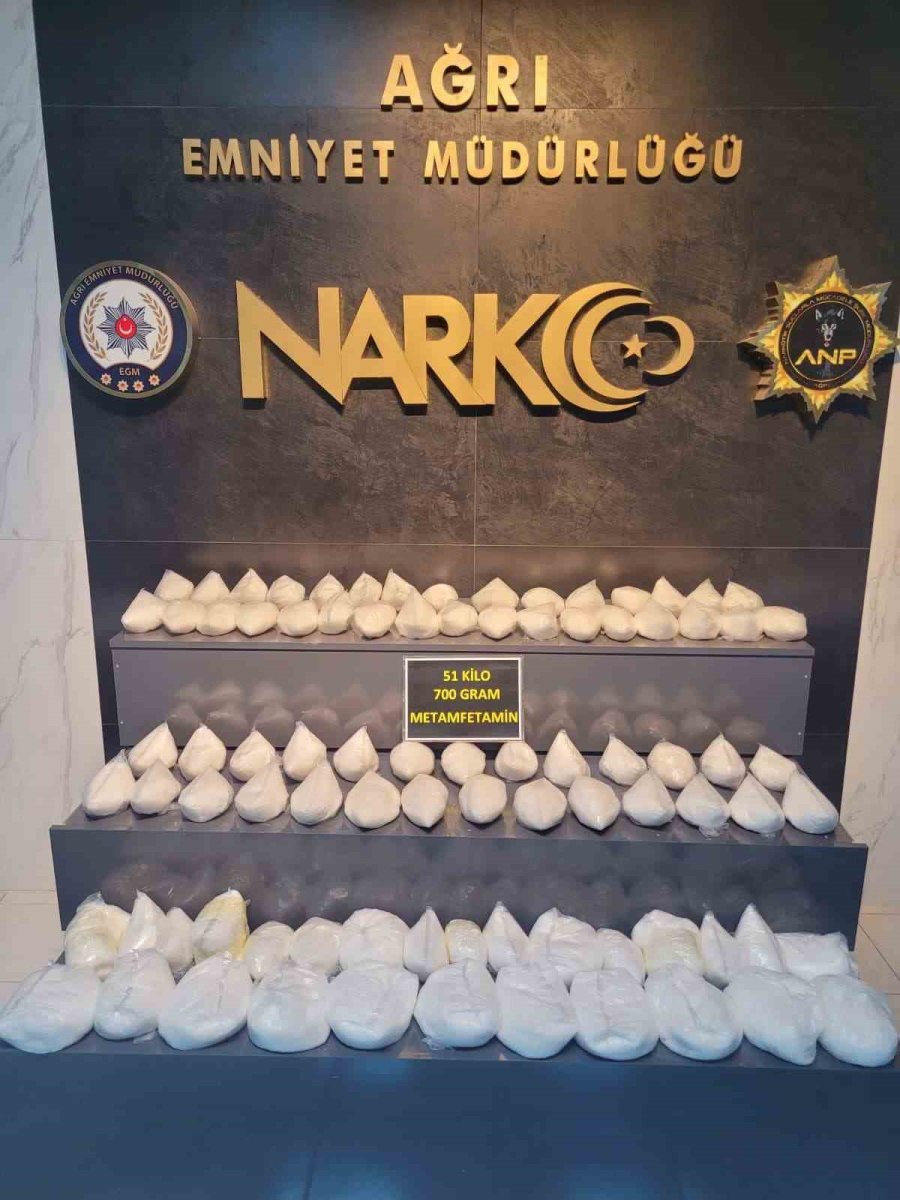 agrida-dev-operasyon-51-kilo-uyusturucu-ele-gecirildi