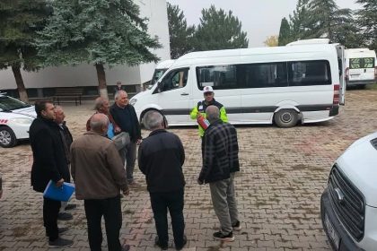 altintasta-ogrenci-servislerinde-denetim