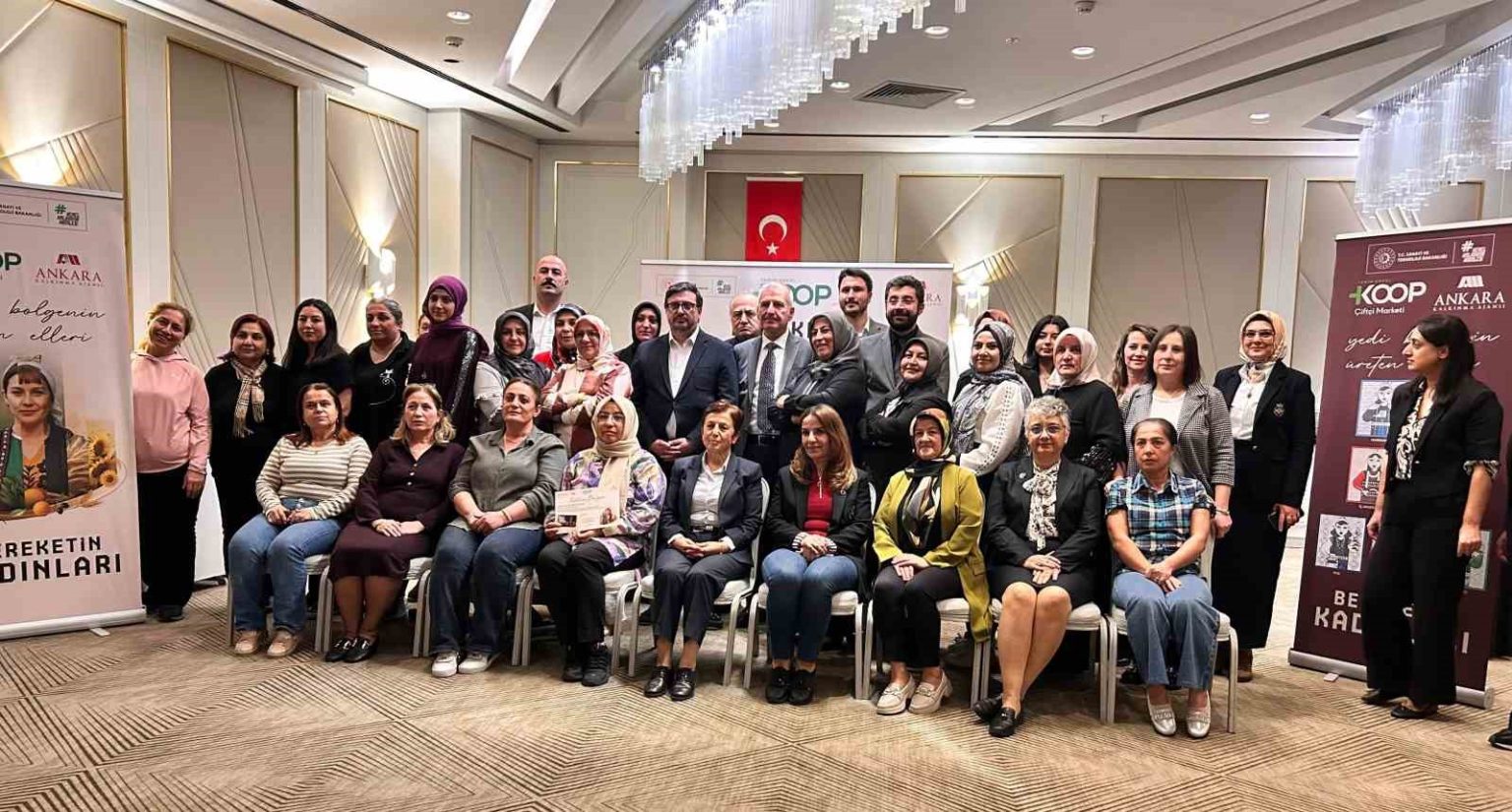 ankara-kalkinma-ajansi-ve-koop-market-arasinda-bereketin-kadinlari-isbirligi-protokolu-imzalandi