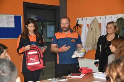 atakumlu-ogrencilere-afet-bilinci-egitimi