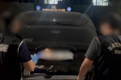 batmanda-aracta-gumruk-kacagi-sigara-ele-gecirildi