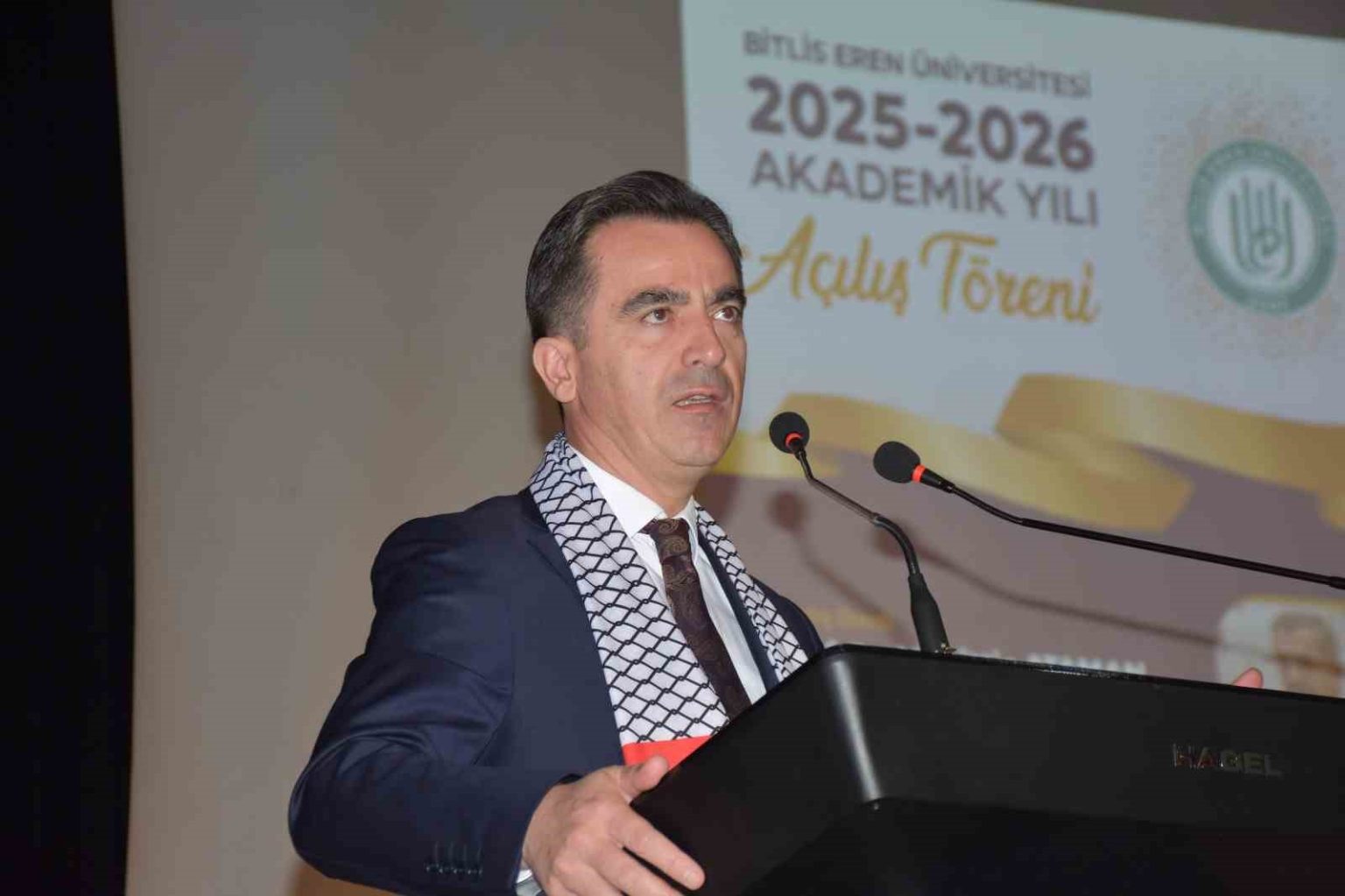 bitliste-universitenin-ilk-ders-konusu-gazze-oldu