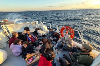 bodrumda-24-duzensiz-gocmen-yakalandi-19u-kurtarildi