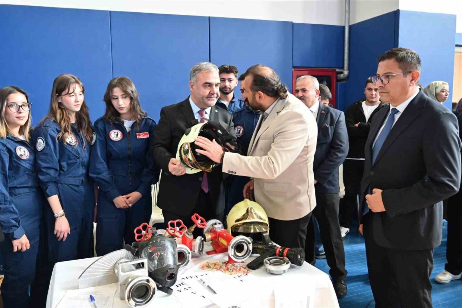 cakude-topluluk-tanitim-gunune-yogun-ilgi