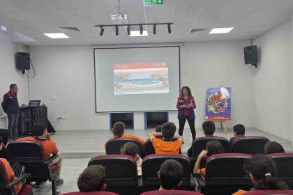 didimde-ogrencilere-deniz-ve-su-urunleri-bilinci-asilandi