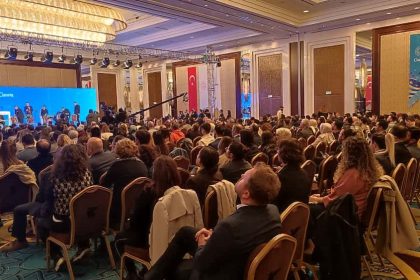 dijital-platform-canva-ile-egitim-camiasinin-dijital-donusumu-saglanacak