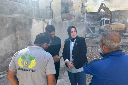 diyarbakirda-metruk-binalar-yikiliyor