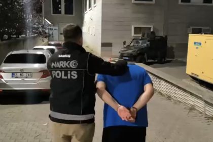 dolandiriciliktan-15-yil-kesinlesmis-hapis-cezasi-bulunan-sahis-yakalandi