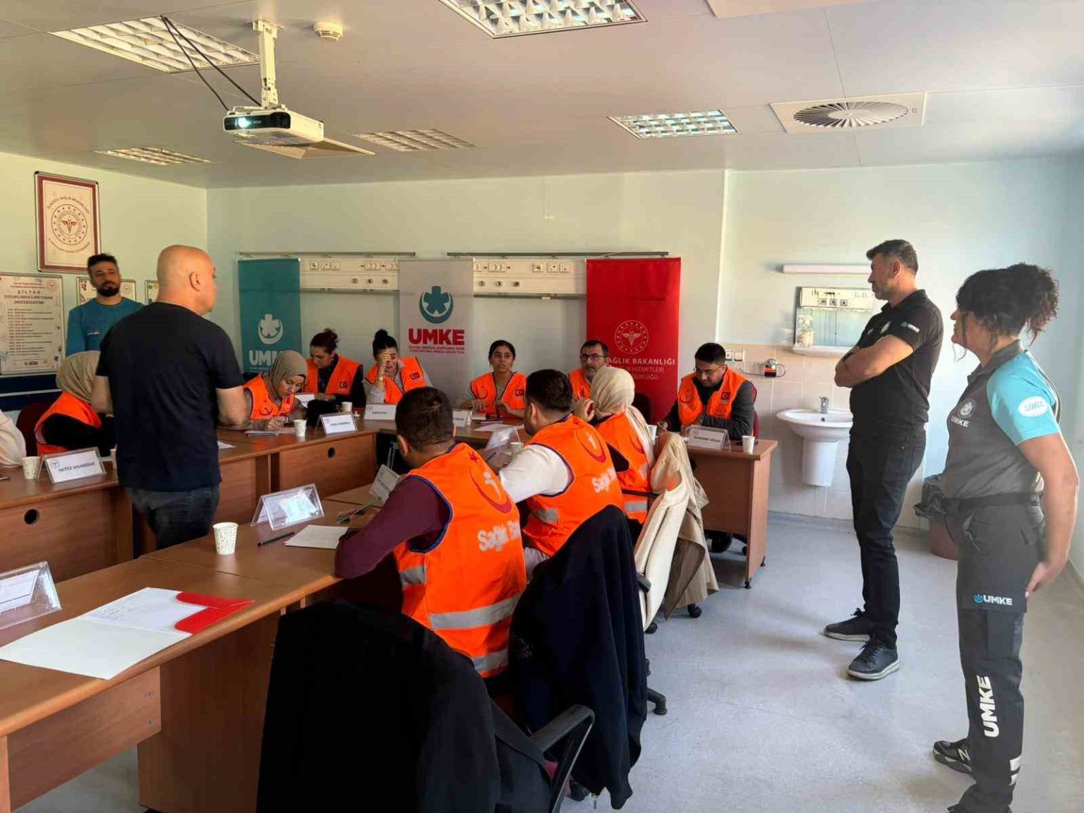 elazigda-hastane-afet-ve-acil-durum-plani-egitimi