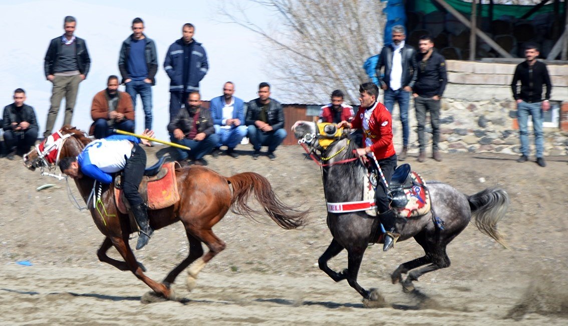 erzurumda-cirit-heyecani-basliyor
