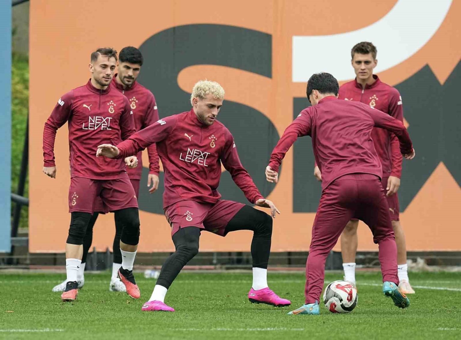 galatasaray-basaksehir-maci-hazirliklarina-devam-etti