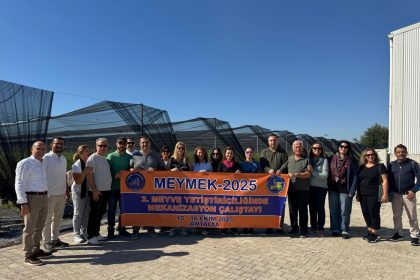 genc-ziraat-muhendislerine-seslenen-prof-dr-cengiz-toker-bu-bir-bayrak-yarisi-biz-bir-yere-kadar-getirdik-sizler-daha-ileriye-tasiyacaksiniz