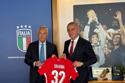 haciosmanoglu-italya-futbol-federasyonu-baskani-gravinayi-ziyaret-etti