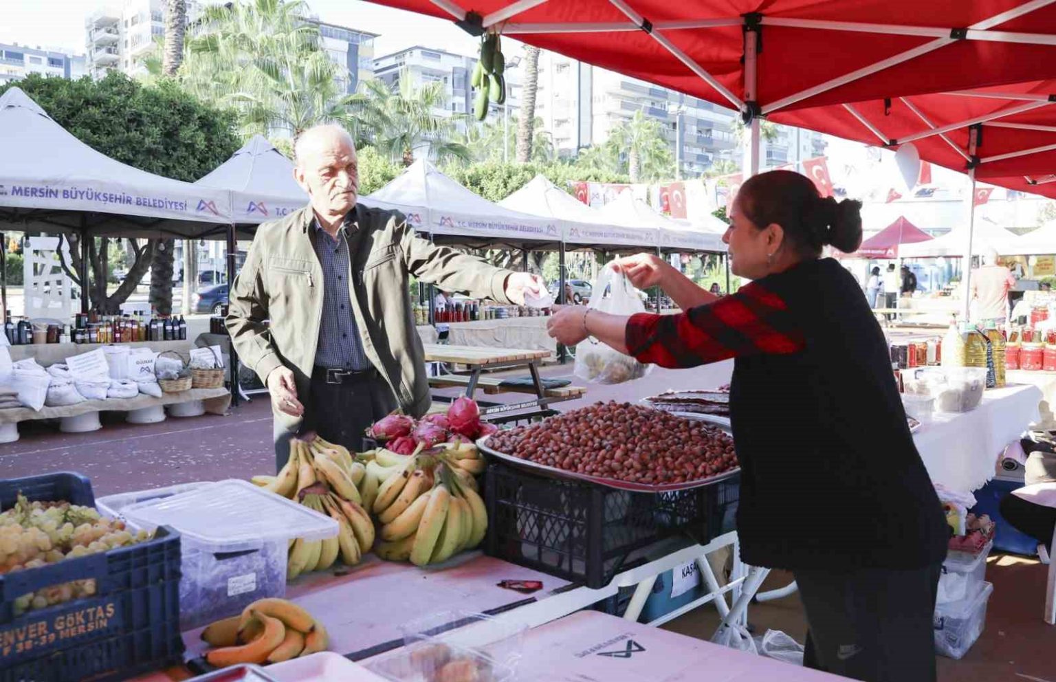 kadin-ureticilerin-el-emegi-urunleri-hasat-pazarinda