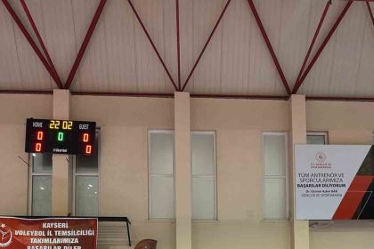 kamuda-voleybolun-zirvesi-belli-oldu