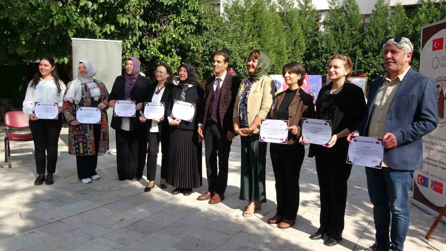 kutahyada-dugunumuz-var-projesinde-katilim-belgeleri-takdim-edildi