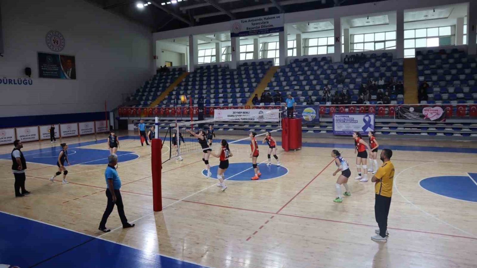 malatya-voleybol-evinde-firtina-gibi-esti