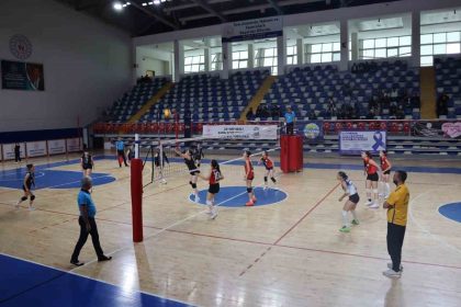 malatya-voleybol-evinde-firtina-gibi-esti