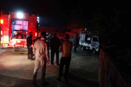 malatyada-park-halindeki-aracta-cikan-yangin-panige-neden-oldu