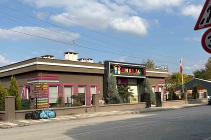 minik-berranin-bogularak-hayatini-kaybettigi-ozel-kres-meb-tarafindan-kapatildi