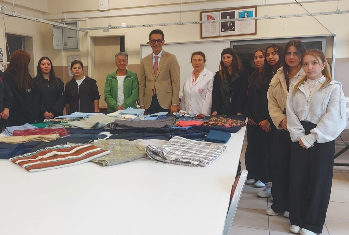 moda-tasarimi-ogrencilerine-kumas-destegi